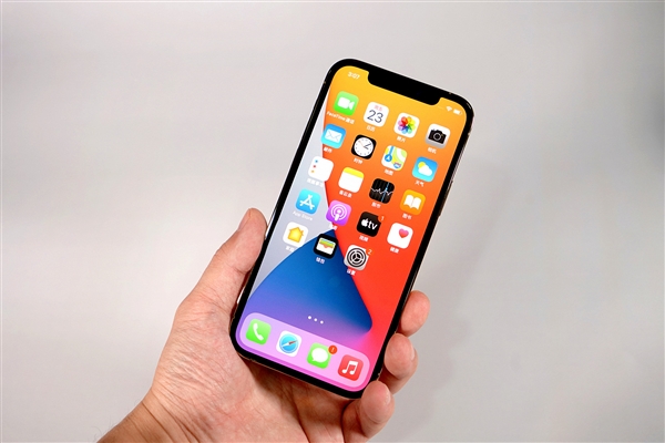 武威苹果手机维修分享iOS 14.2修订版已到，专属iPhone 12系列 