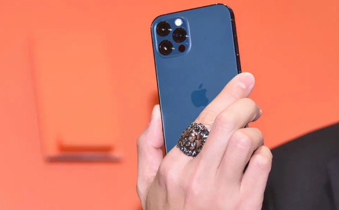 武威苹果手机维修分享iPhone12系列重启方法教程 